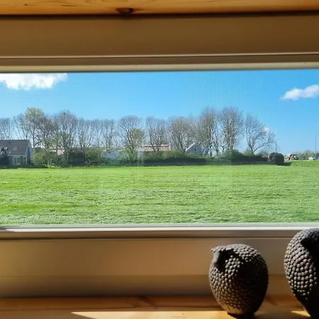 City Farmers Lodge, A Guesthouse With A Skyline View In Rural Amsterdam Exterior photo