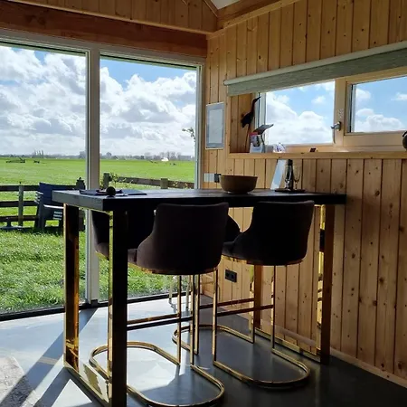 City Farmers Lodge, A Guesthouse With A Skyline View In Rural Amsterdam Exterior photo